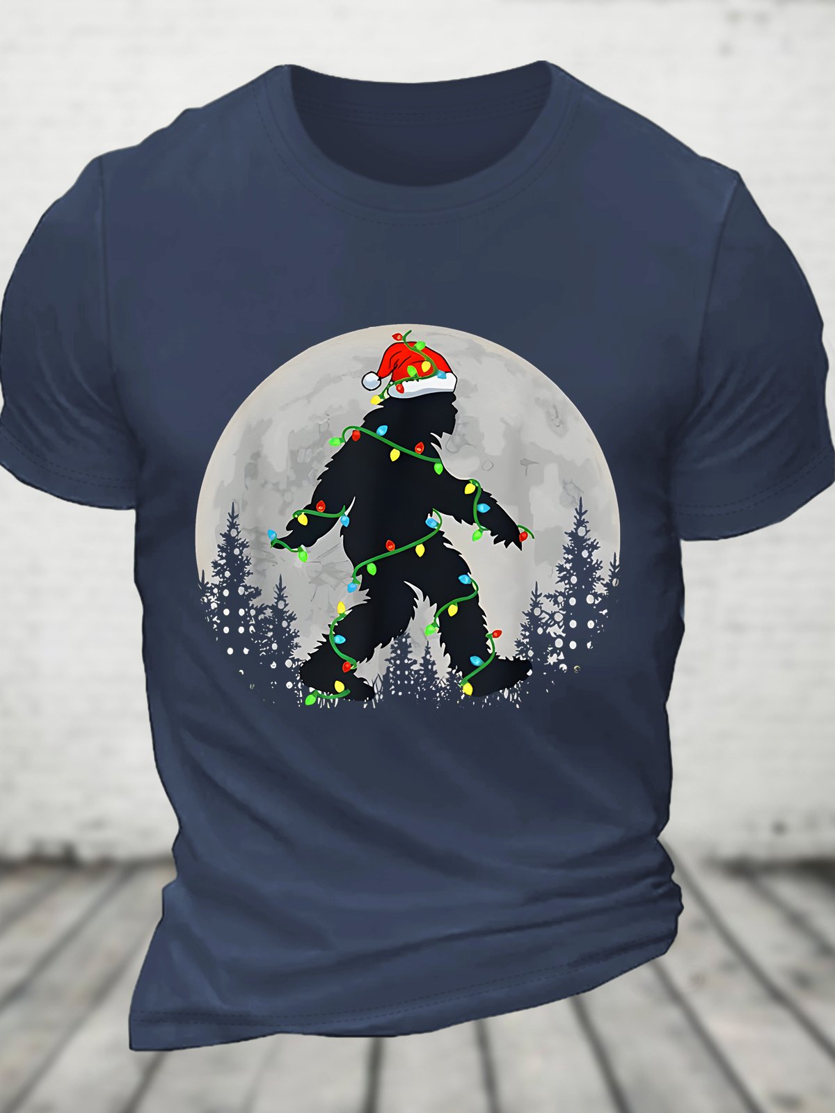 Funny Bigfoot Santa Christmas Xmas Cotton T-shirt