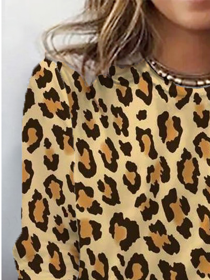 Leopard Print Long Sleeve Crew Neck T-shirt