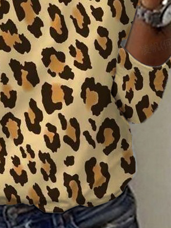 Leopard Print Long Sleeve Crew Neck T-shirt