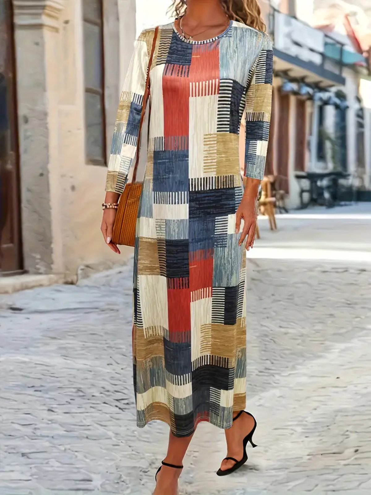 Plaid Abstract Print Long-Sleeved Crew Neck Midi Dress