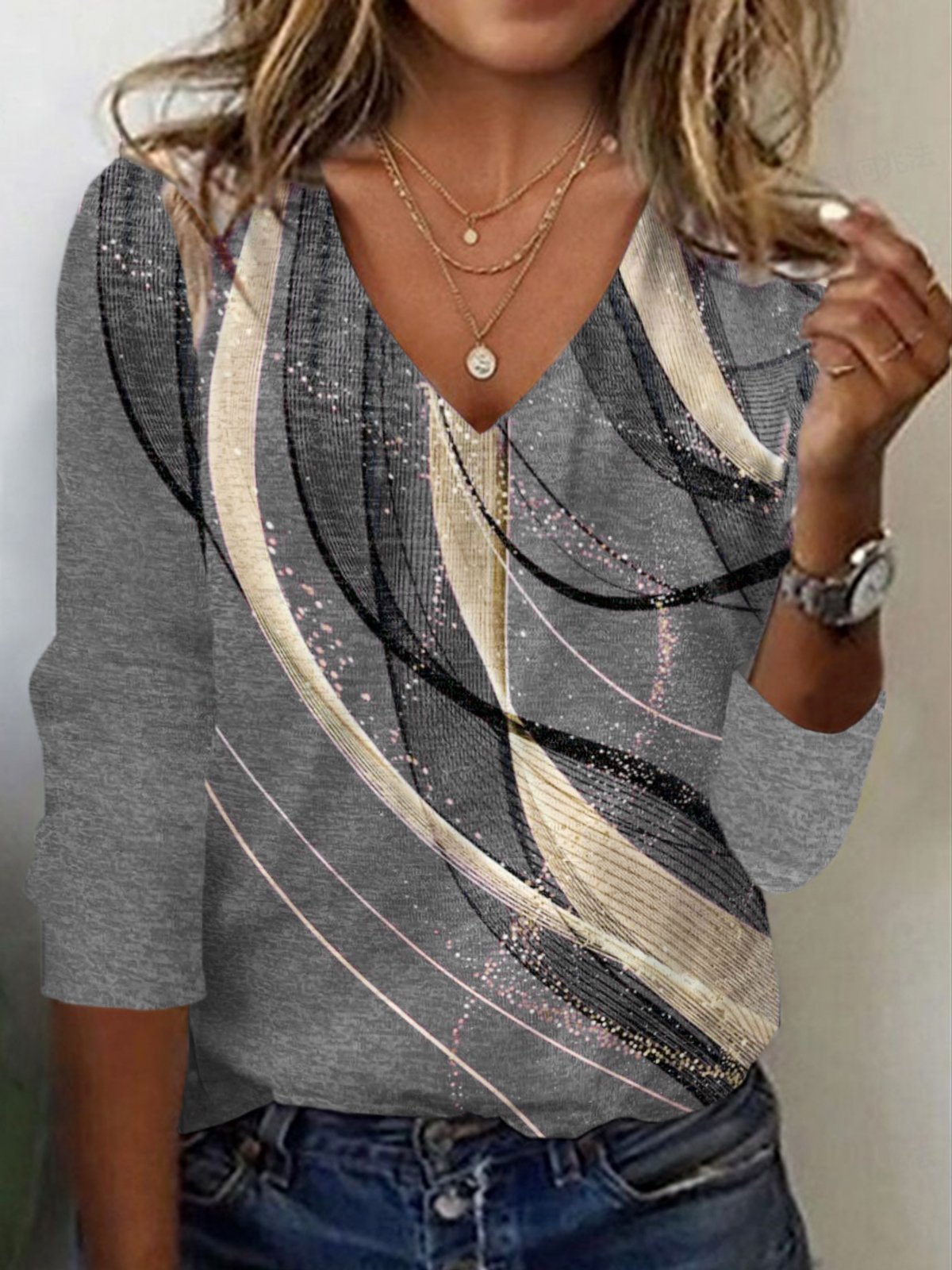 Geometric Print Long Sleeve V-Neck T-shirt