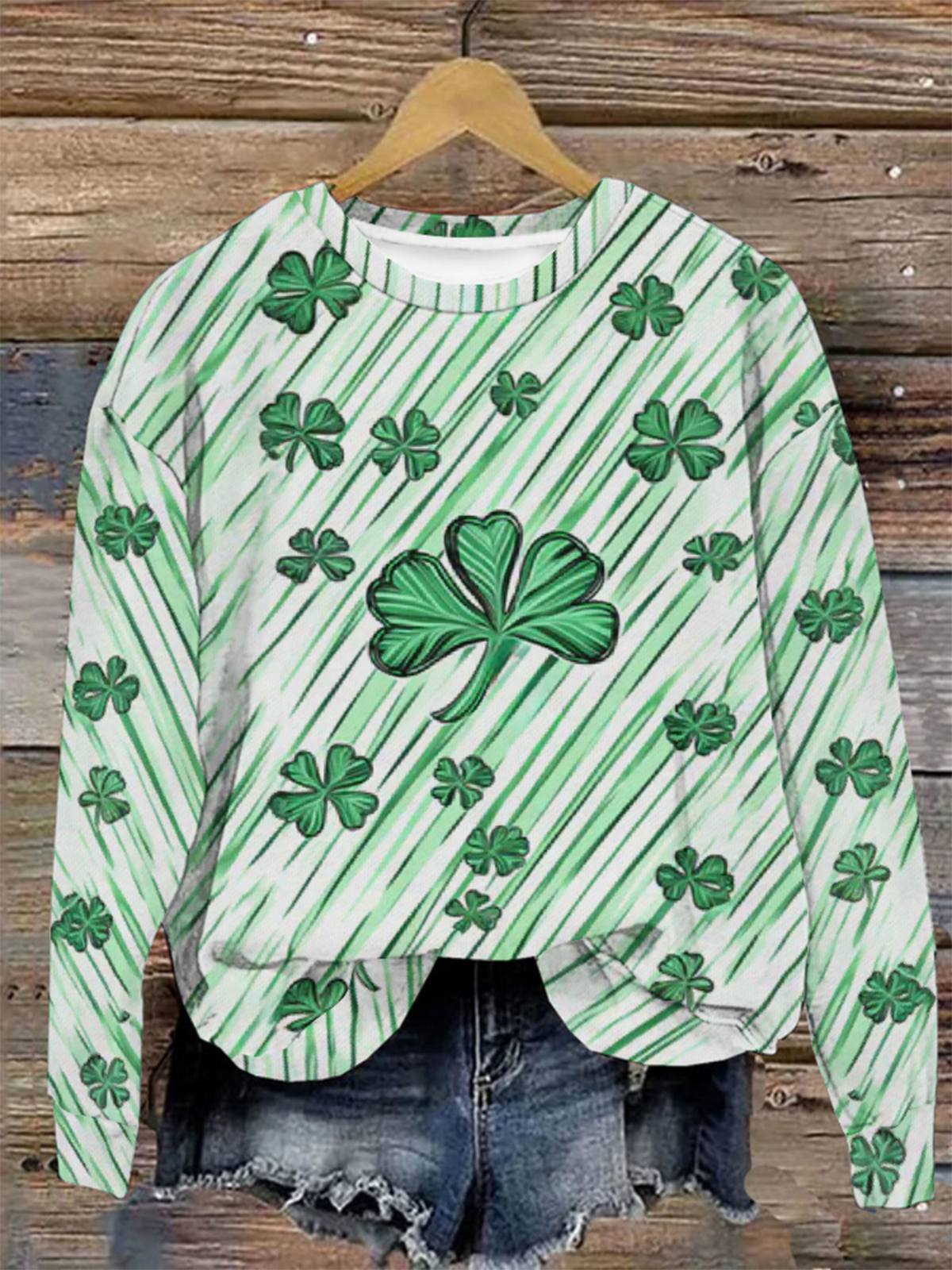 Four-leaf Clover Print Long-Sleeved Crew Neck Sweatshirt