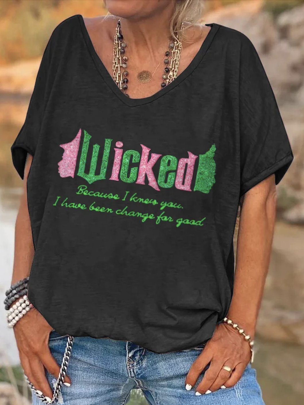 Wicked printed V-neck short sleeved T-shirt