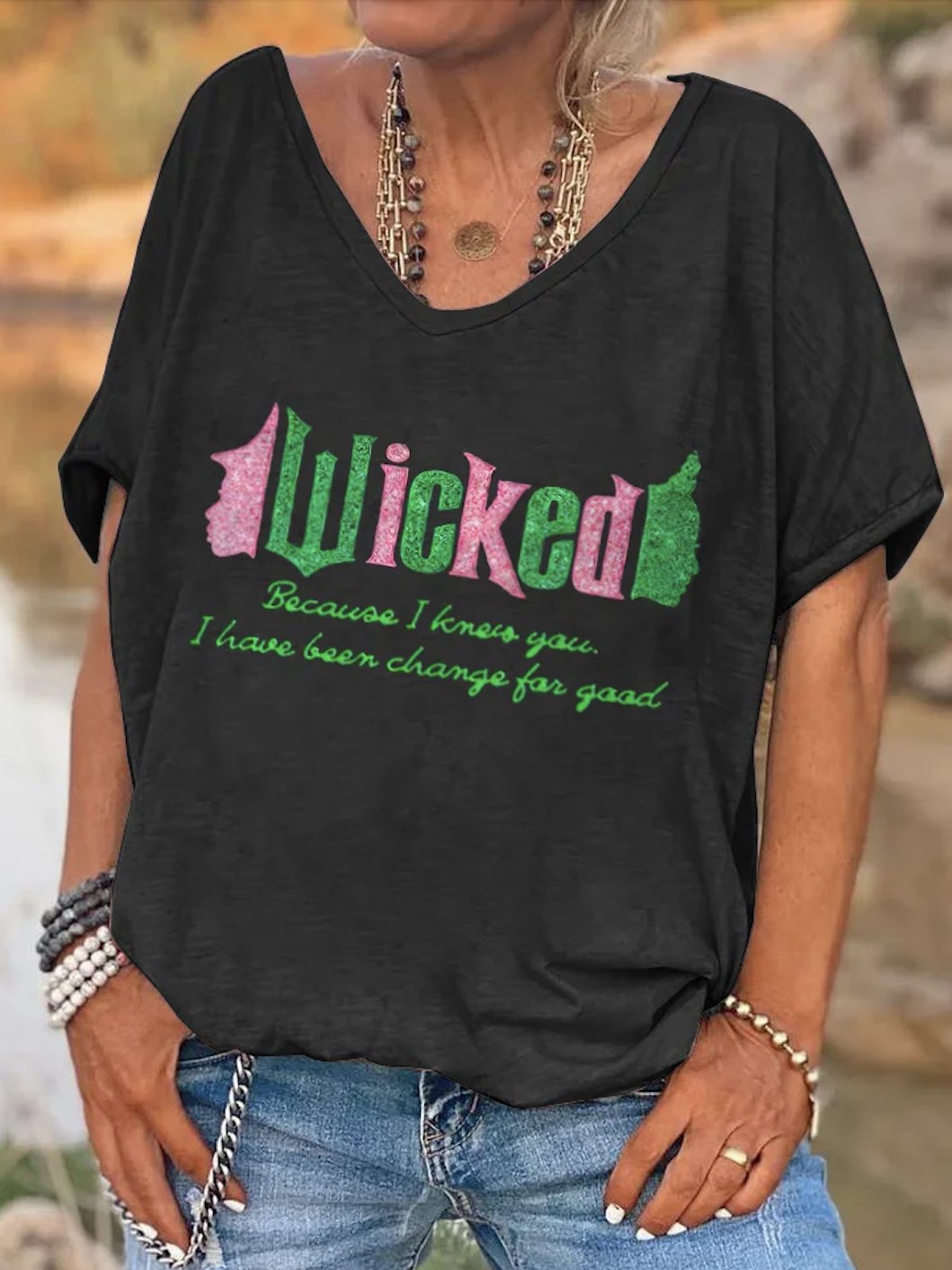 Wicked printed V-neck short sleeved T-shirt