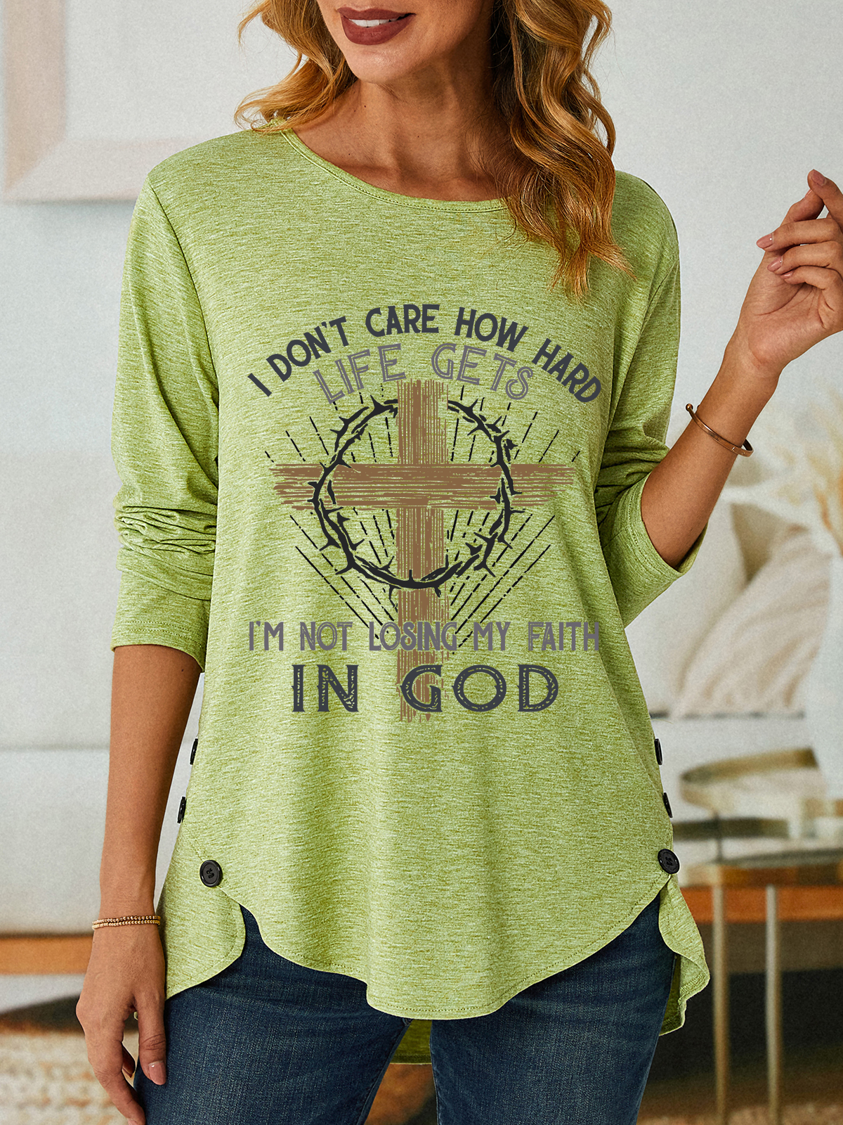 Im Not Losing My Faith In God Jesus God Christian Three-Button Crew Neck T-Shirt