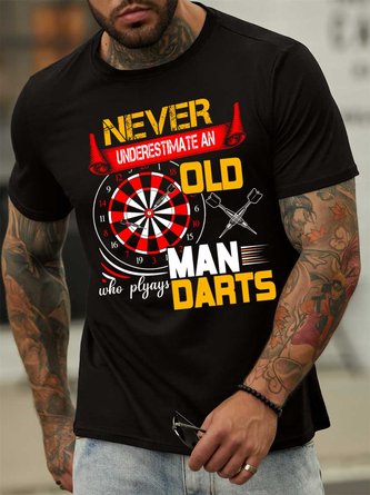 Lilicloth X Y Never Underestmate An Old Man Who Plays Darts Men's Casual T-Shirt
