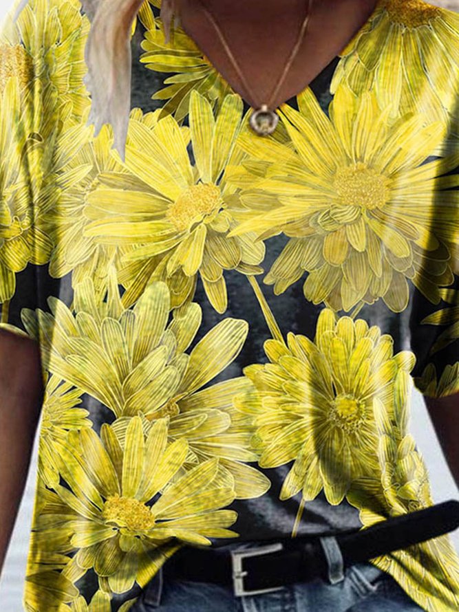Graphic Floral print women's T-shirt