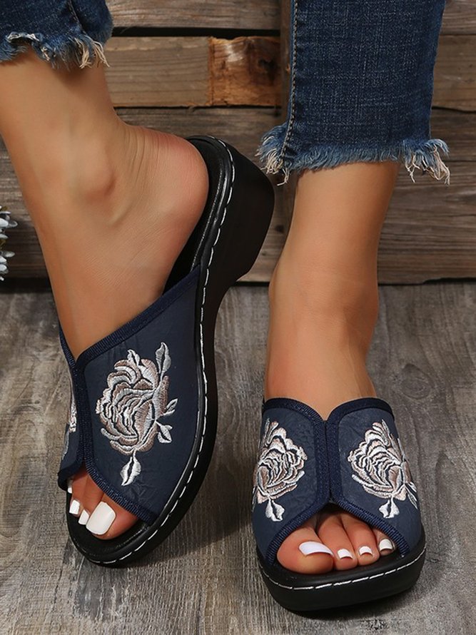 Comfortable Soft Sole Non-Slip Embroidered Slipper Sandals