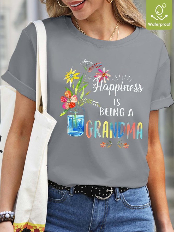 Women Happiness Life Grandma Family Casual T-Shirt
