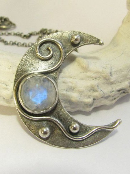 Bohemian Vintage Natural Opal Moonstone Distressed Necklace Ethnic Jewelry