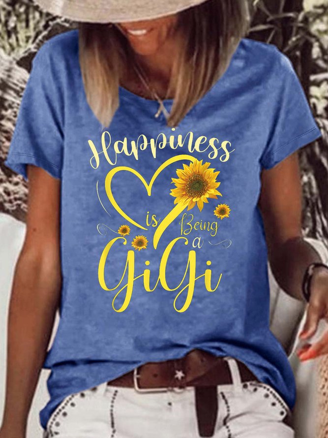Women's Happiness Is Being A Gigi Sunflower Casual Crew Neck Letters T-Shirt
