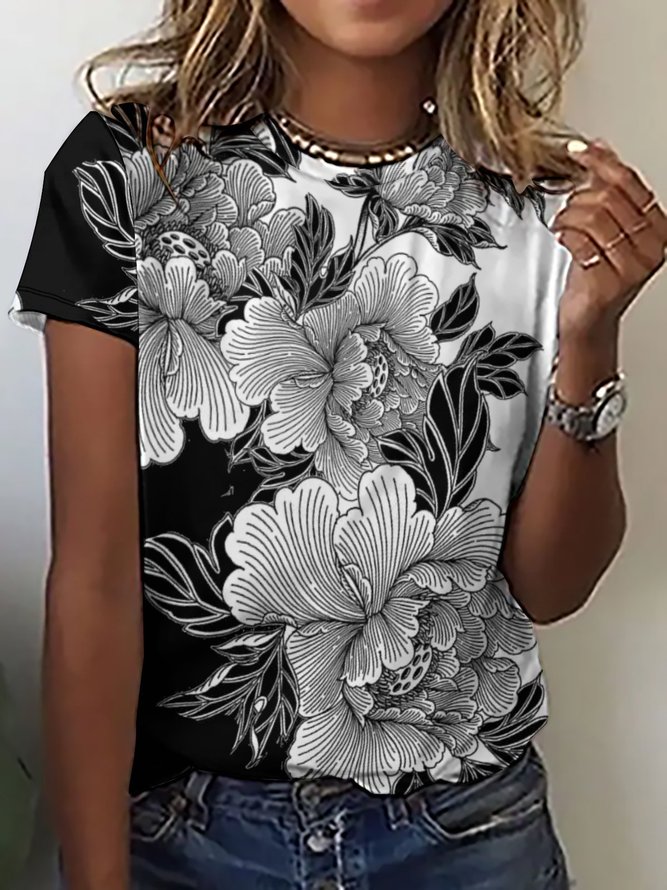 Lilicloth x Iqs Floral Black And White Women's Casual T-Shirt