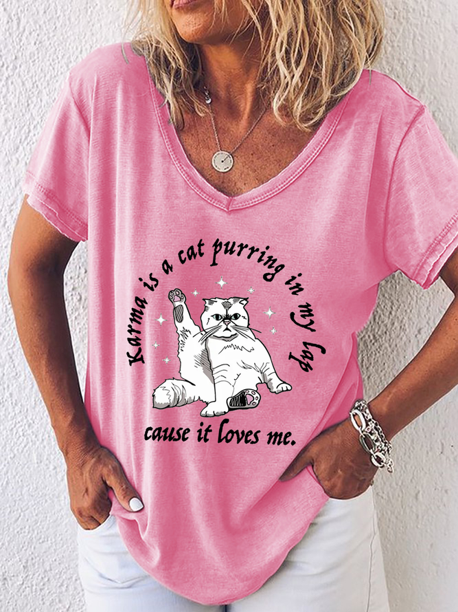 Women's Funny Cat Lover Karma Is a Cat Purring In My Lap Cause It Loves Me V Neck Simple Cat T-Shirt