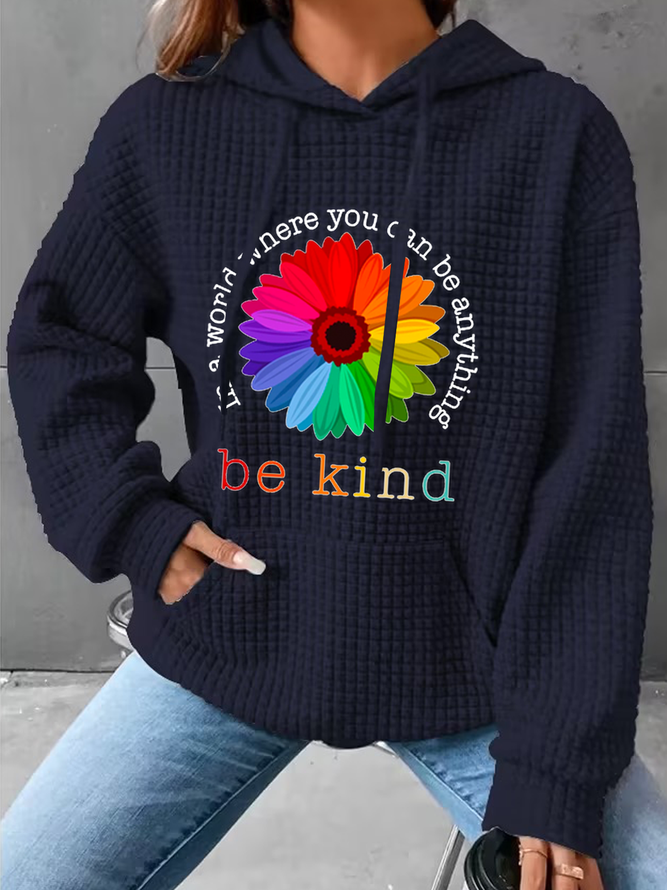 Women‘s Daisy In A World Where You Can Be Anything Be Kind Vintage Simple Loose Hoodie